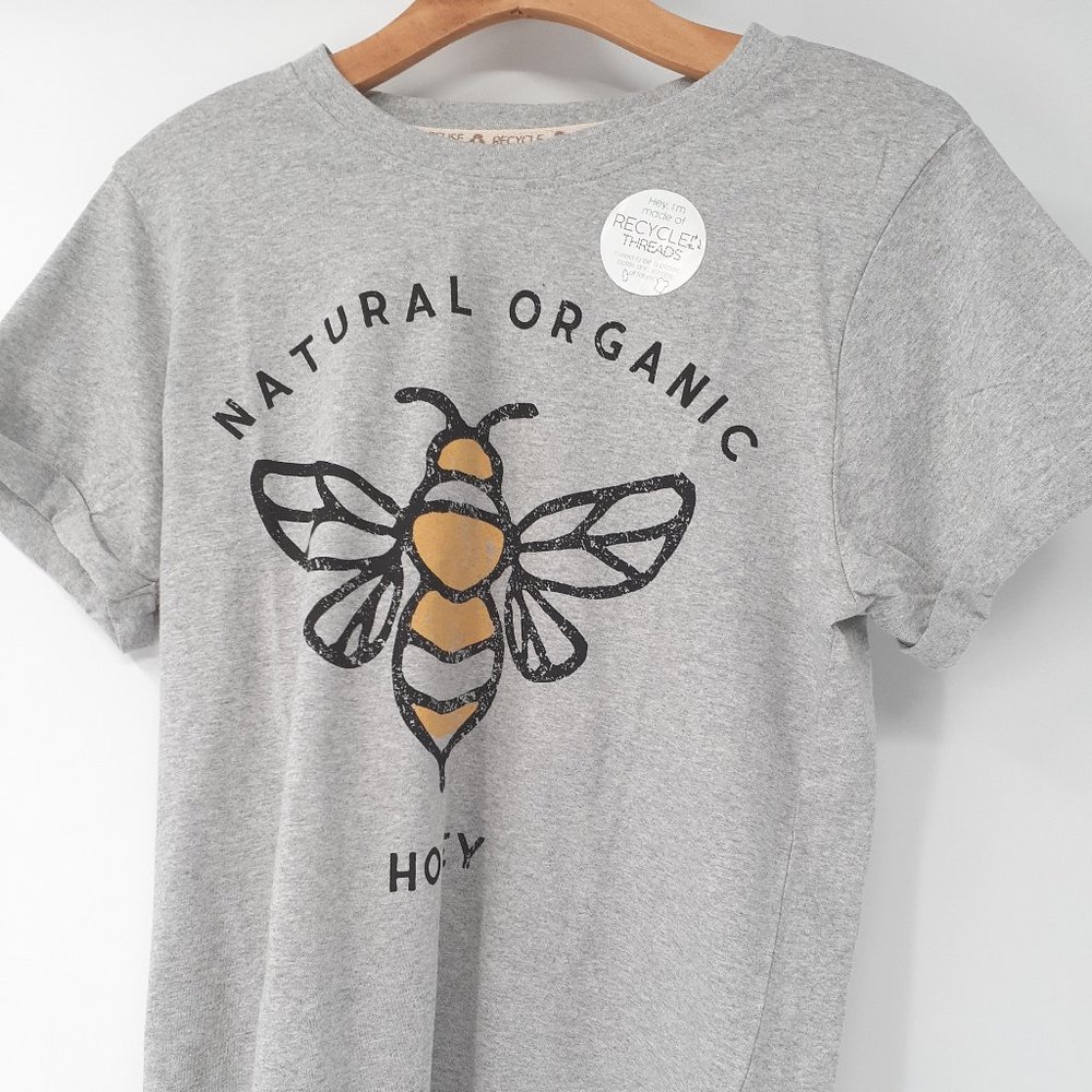 NWT Recycled Threads Tee With Cuffed Sleeve - Picture 2 of 10